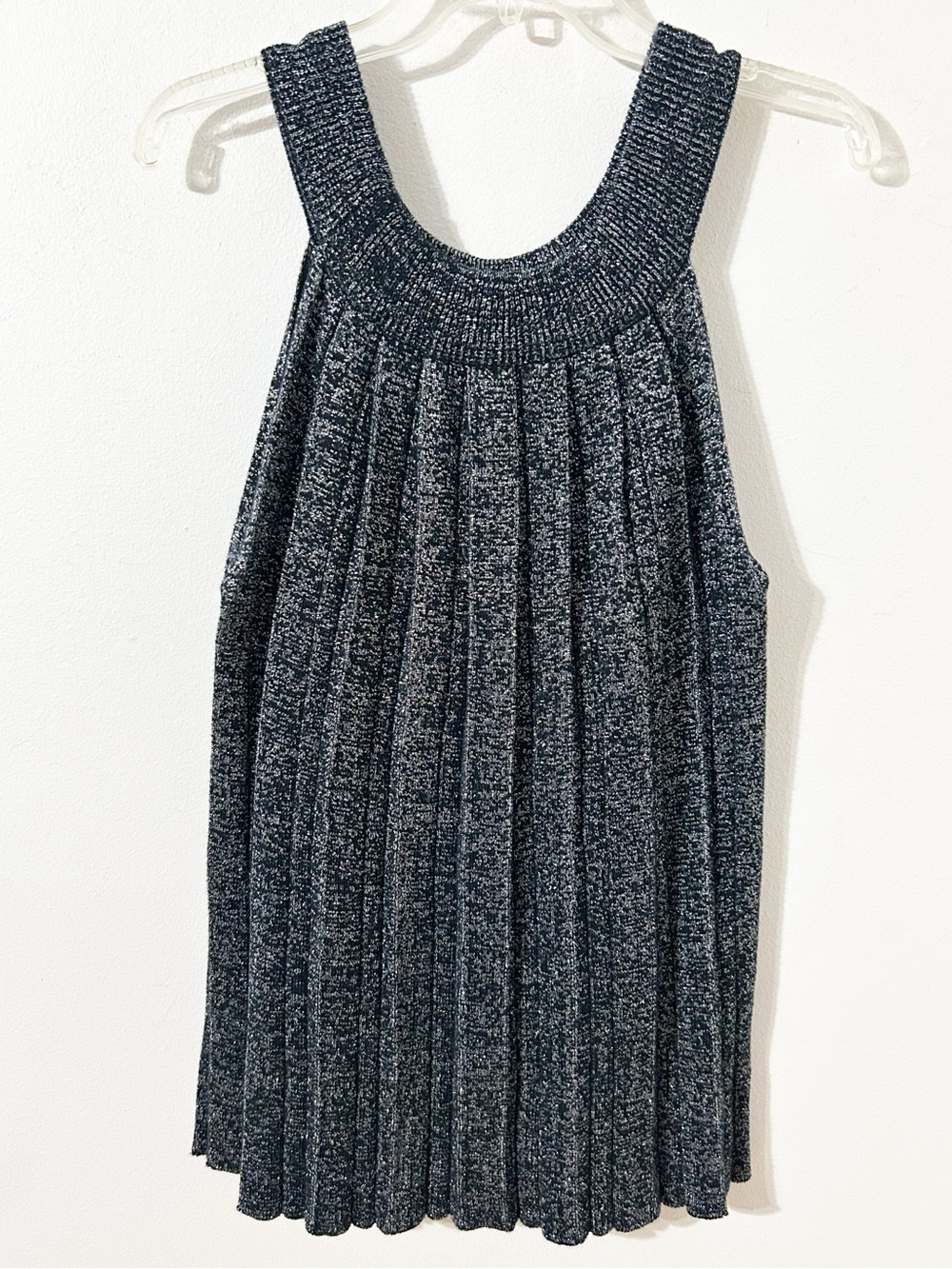 MKM Designs Metallic Knit Tank Top Size M Black Silver Shimmer Accordion Pleats
